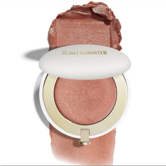 Beautycounter Cheeky Clean Highlighting
Balm in Cosmo NIB - Picture 1 of 4